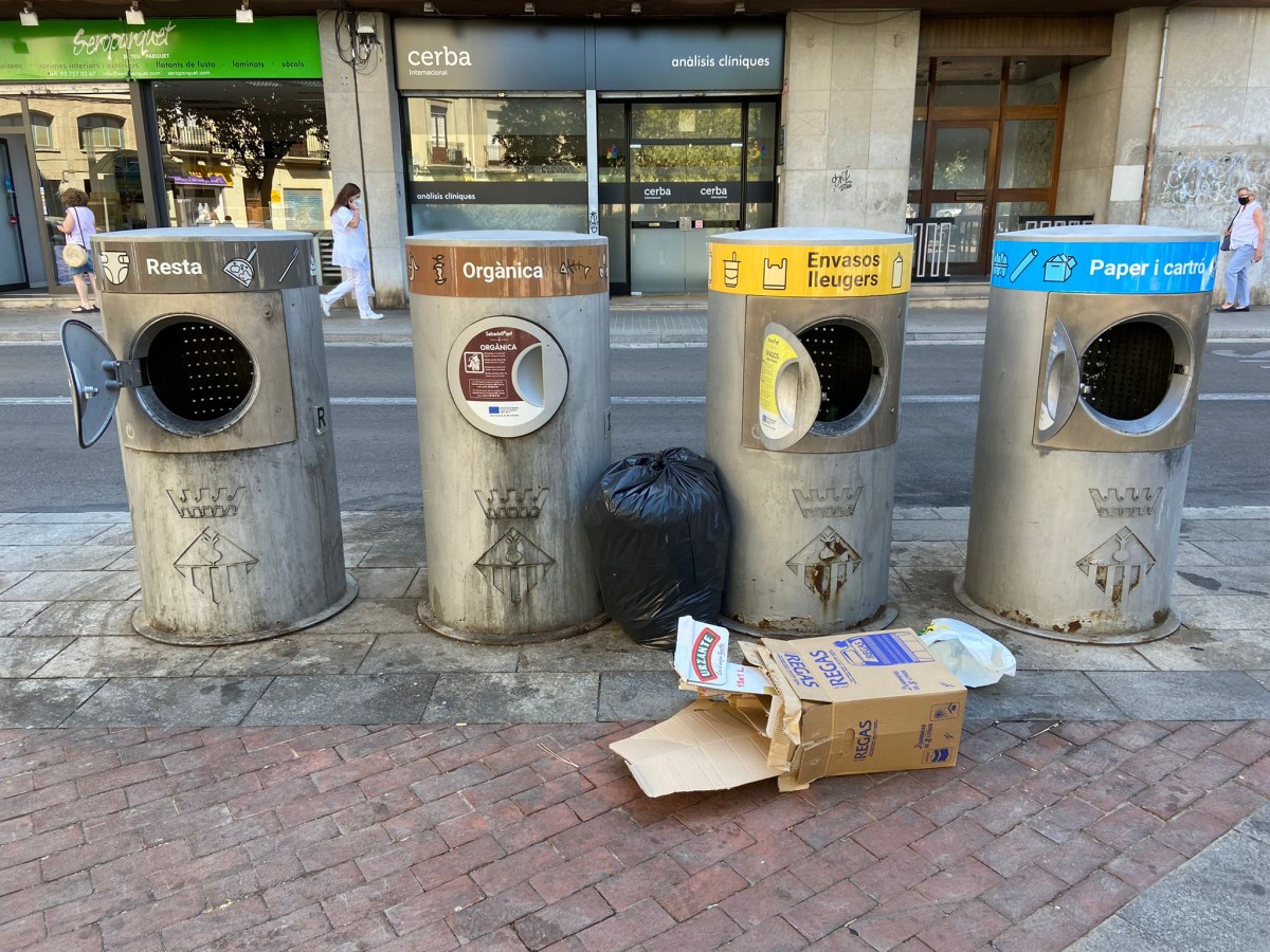 Bústies de recollida de residus a Sabadell